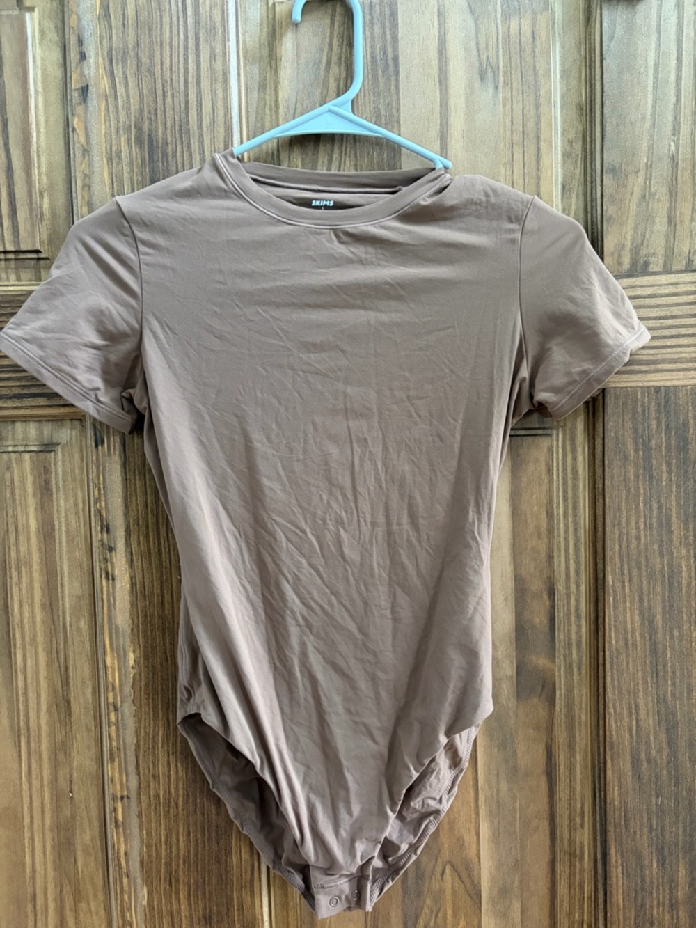 SKIMS Bodysuit sz Small, Short Sleeve Crew Neck